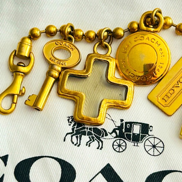 💰SOLD💰Vintage Coach 1941 Charm Bracelet - Picture 13 of 15